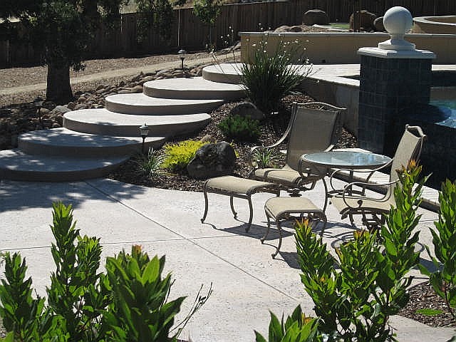 Lower concrete patio in Lincoln, Ca